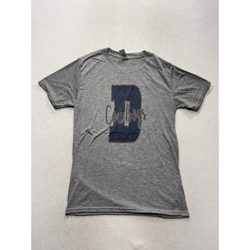 Gildan Shirt Mens Medium Gray D Cowboys Graphic Tee Performance Polyester Sports